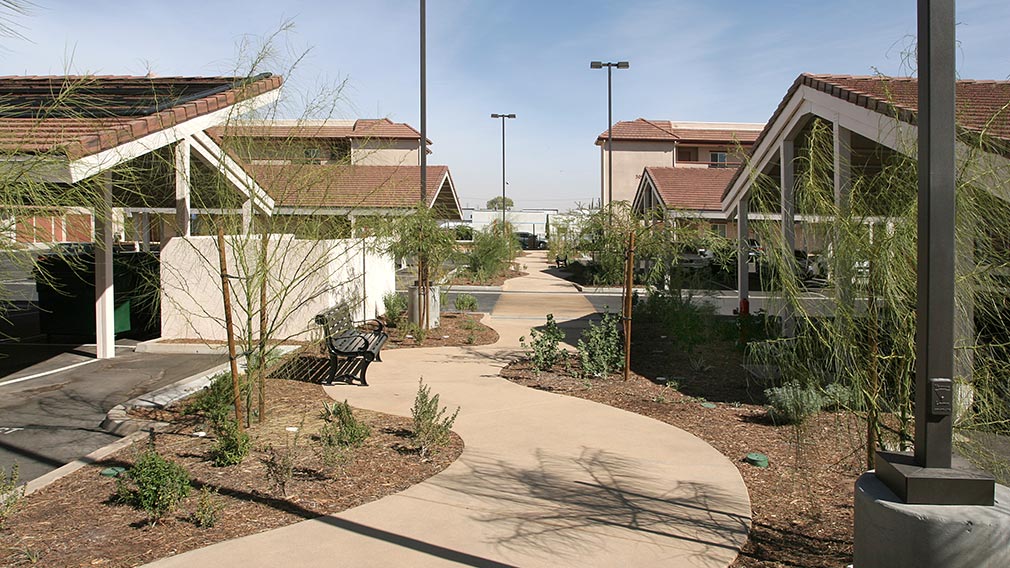 Jamborees Laurel Crest affordable family community in Lancaster CA
